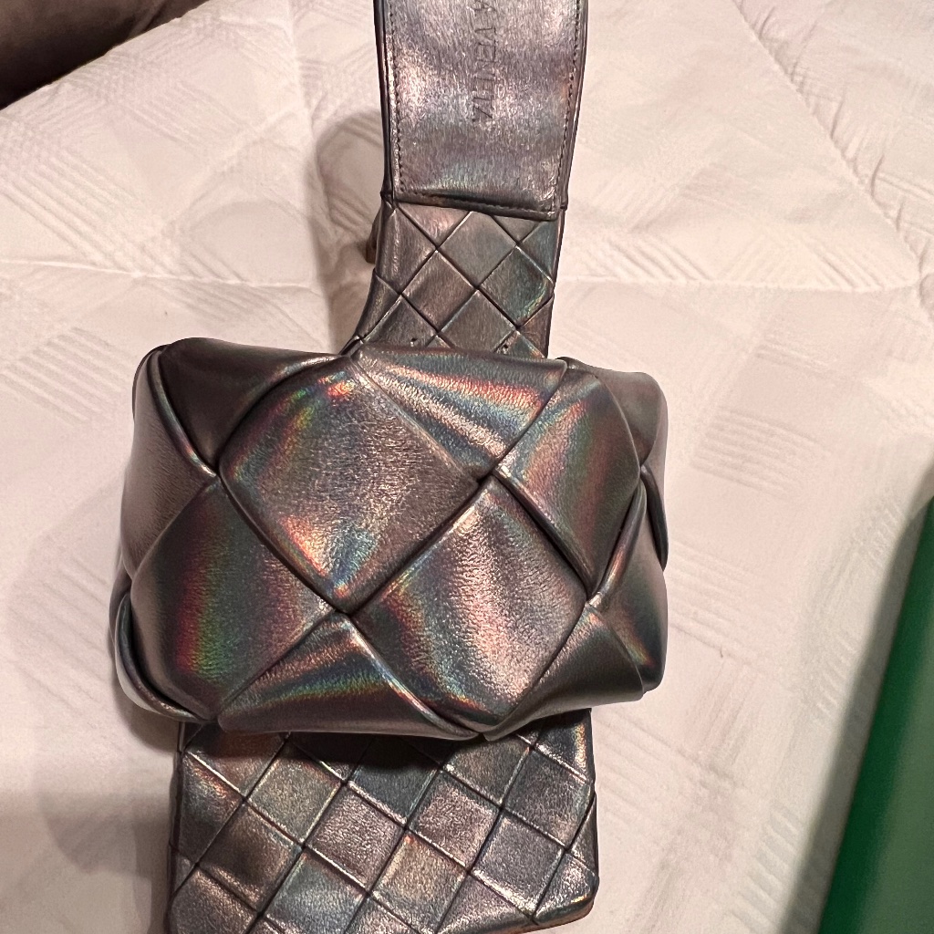 Bottega Veneta